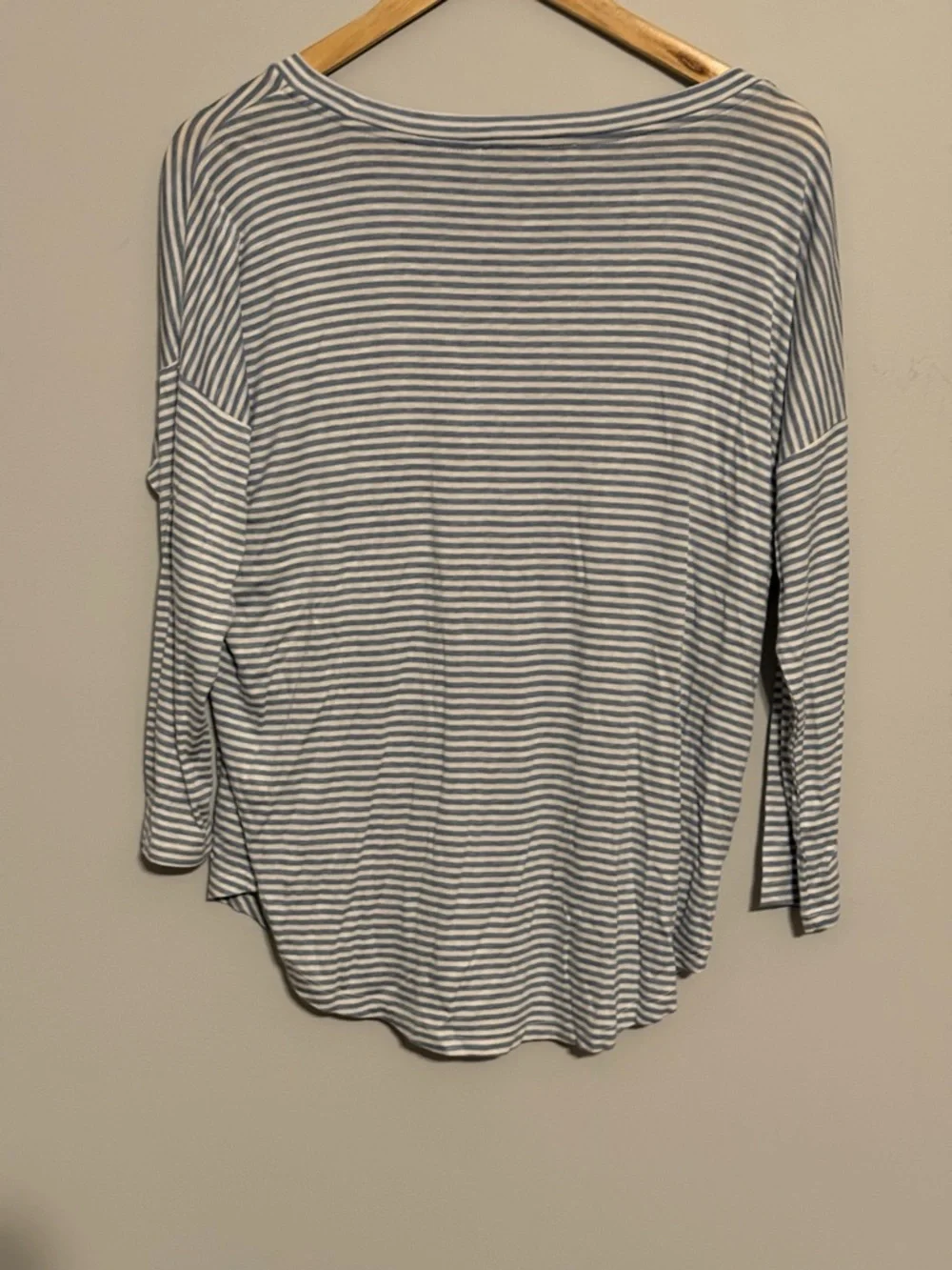 NWT-Women’s striped shirt by Loft Sz small - Picture 3 of 4